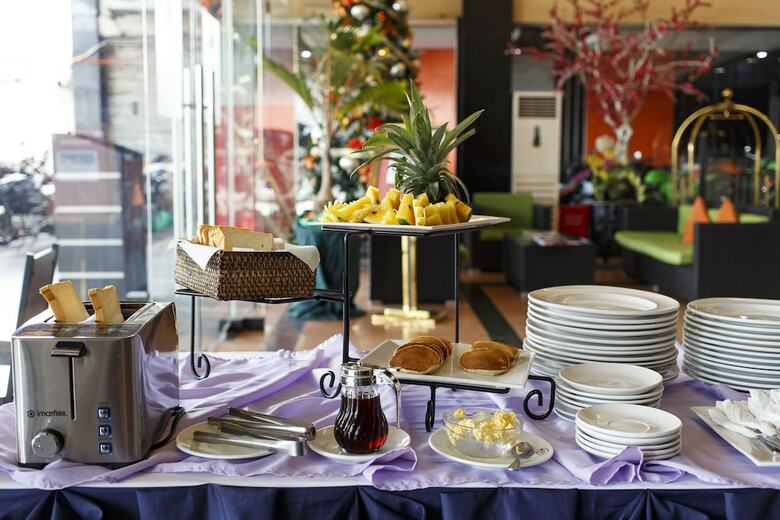 The Orchard Cebu Hotel & Suites