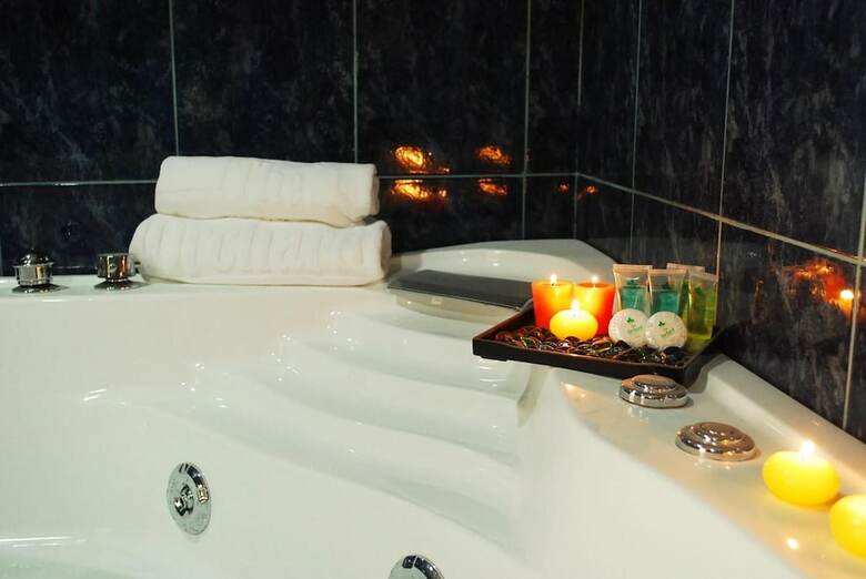 The Orchard Cebu Hotel & Suites