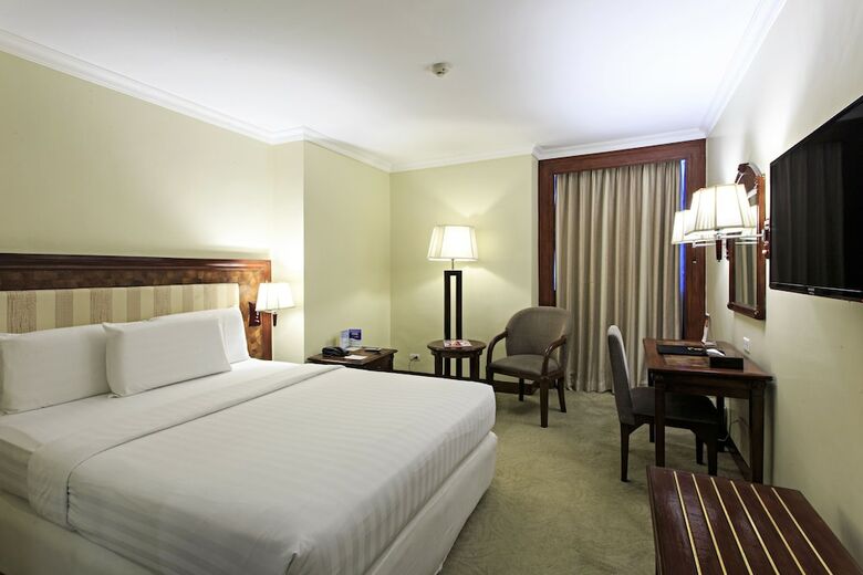 Cebu Parklane International Hotel