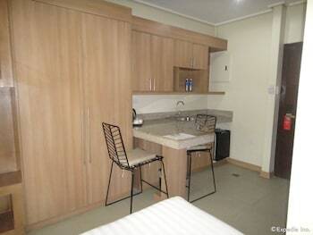 Hotel City Suites Ramos Tower By Crown Regency