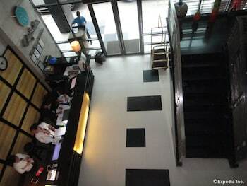 Hotel City Suites Ramos Tower By Crown Regency