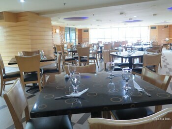 Hotel City Suites Ramos Tower By Crown Regency