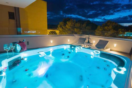 Sugbutel Family Hotel