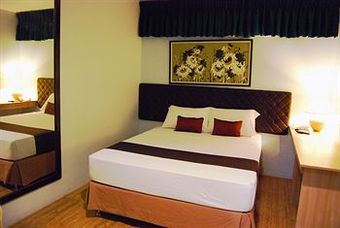 Capitol Central Hotel And Suites