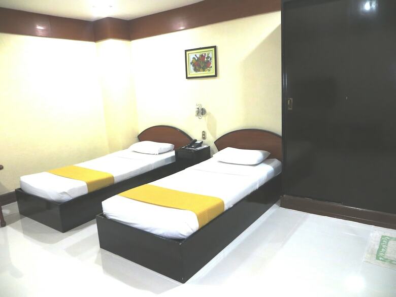 Hotel Paragon Suites