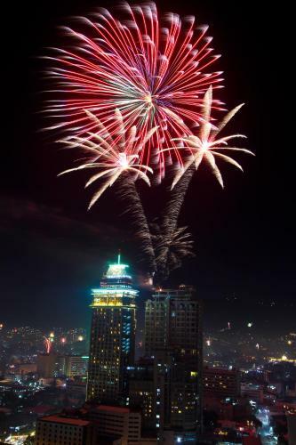 Crown Regency Hotel & Towers