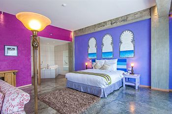 The Henry Hotel