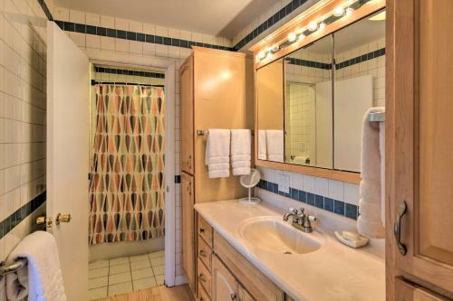 Pet-friendly Anchorage Gem Walkable Location