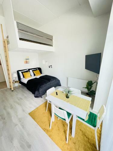 Apartamento Aday - Harbor Groundfloor Own Entrance - Studio