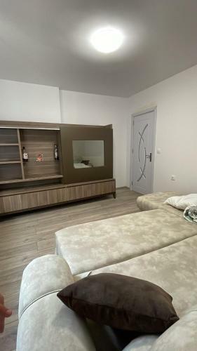 Three Rooms Apartment Next To The Sea
