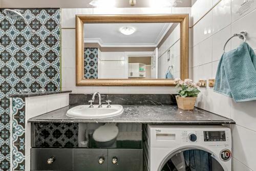Apartamento Central 2 Bed Home In Historic Anzac Square Bank