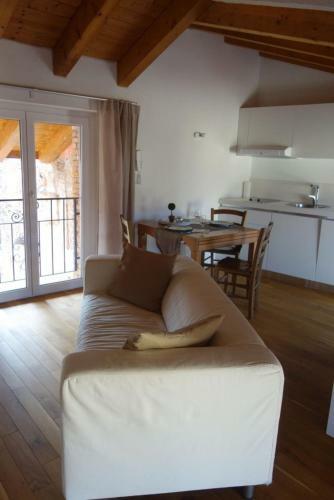 B2caslano Casa Am�lie
