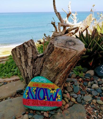 Shambala Beach House-where Mountains Meet The Sea