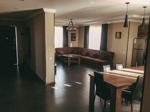 Villa Barbiquee's Loft ? Bakuriani
