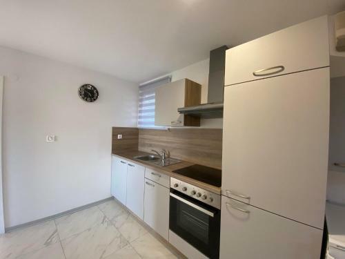 Dorothy Apartman Vir