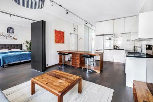 Apartamento Wehost Top Floor Transformable 2br 8min To Centrum