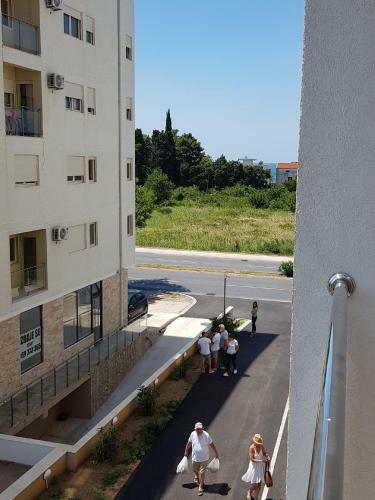 Apartments Leo
