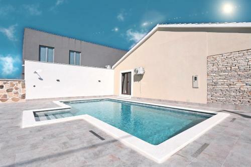 Attractive Villa - Casa Nair