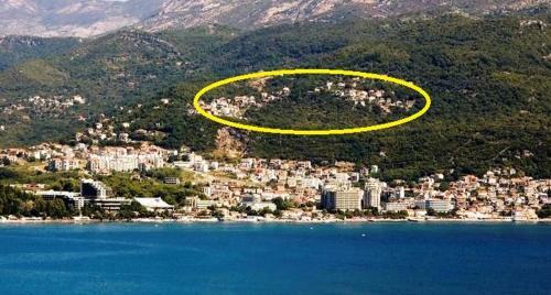 Hilltop Sea View Apartment