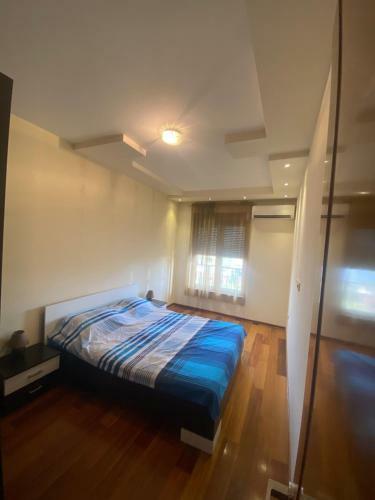 Apartment Center