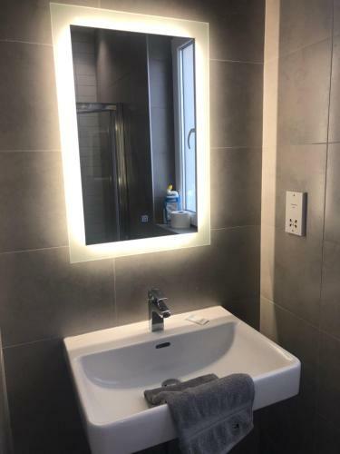 Sea View Apartment Overlooking Spinola Bay