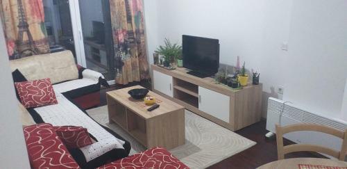 Cozy Apartment