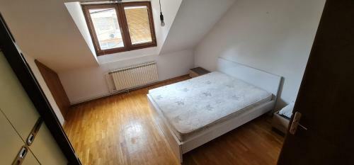 Villa In Centar With Free Parking