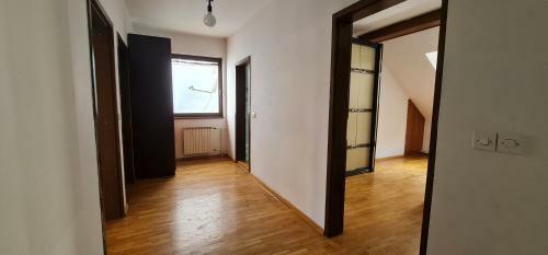 Villa In Centar With Free Parking