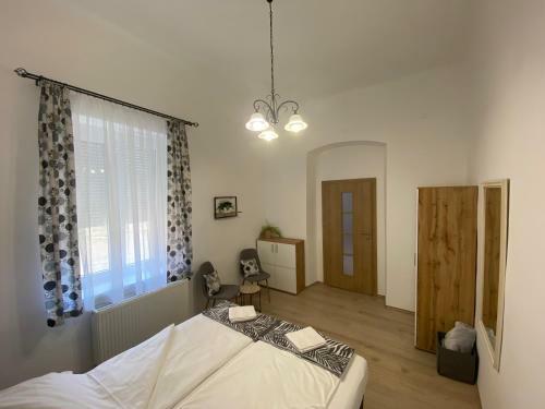 R�d-v�r Apartmanh�z