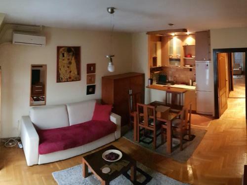 Apartment Aandm
