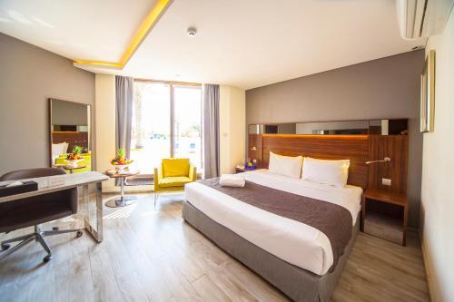 Pearl Beach Hotel
