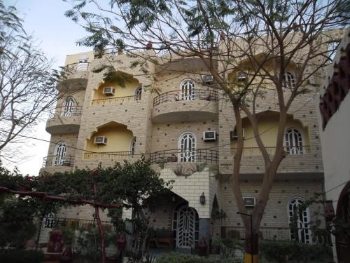 El Phardous Home Hotel Luxor