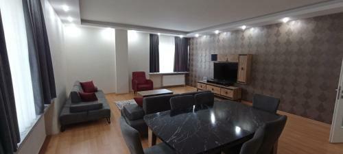 ??? ????? ????? ?????? ?? ?????? ????? ????? - Spacious And Beautiful Apartment With A Distinctive Sea View