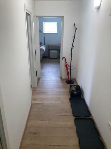 Apartamento Modern 2-bed Flat At The Foothill Of The Castle
