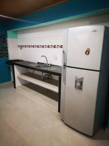 Espectacular Casa Amoblada En Cove�as