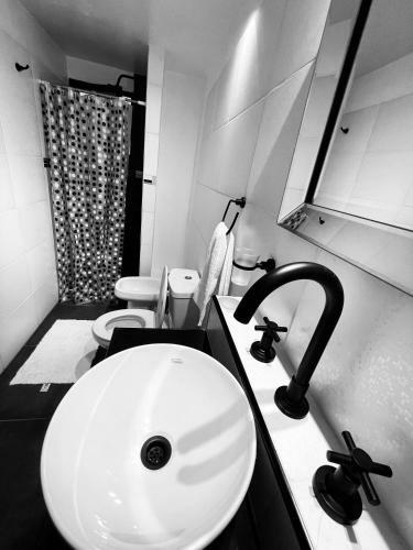 Apartamento Hermoso Y Amplio Departamento Amoblado