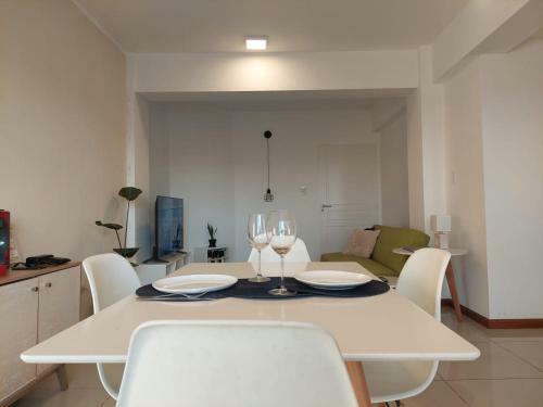 Apartamento Departamento Excelente 1 Dormitorio Con Balc�n Y Cochera.