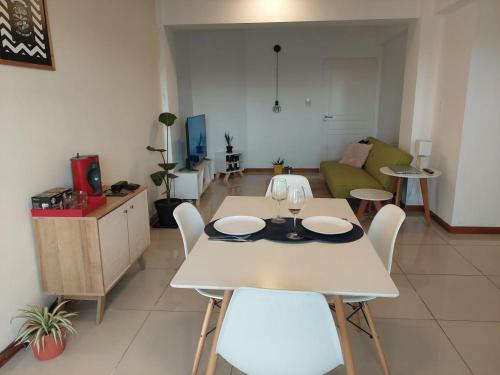 Apartamento Departamento Excelente 1 Dormitorio Con Balc�n Y Cochera.