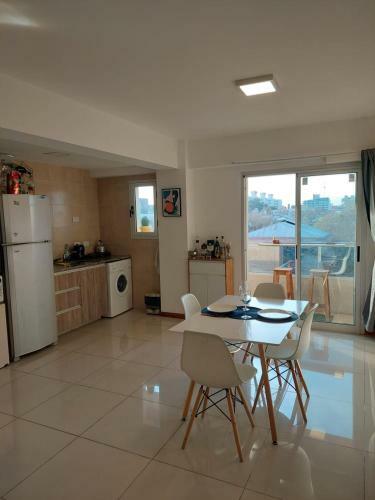 Apartamento Departamento Excelente 1 Dormitorio Con Balc�n Y Cochera.