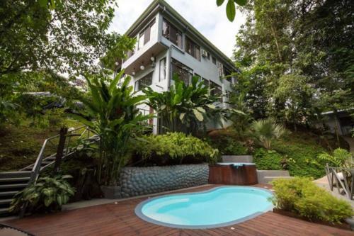 Volcano Gold Loft Rainforest House