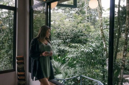 Volcano Gold Loft Rainforest House