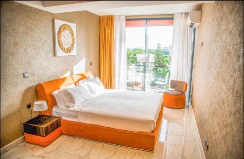 Apartamento Luxurious One Bedroom Executive Space Available