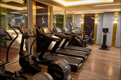Luxurious Superior Apartment One Bedroom Space Available