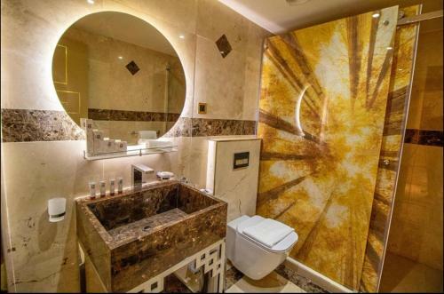 Luxurious Superior Apartment One Bedroom Space Available