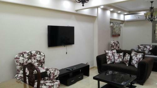 Hussein Street Apartment Mohandessin
