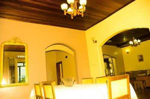 Hostal Bright House Rwanda / Kigali