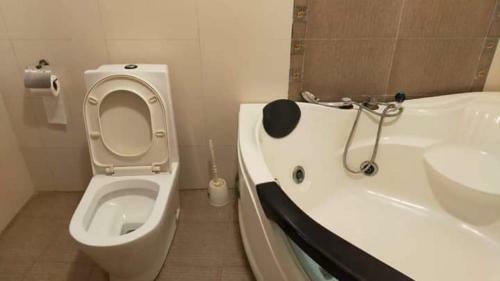 Mombasa Serena 2 Bedroom Beach Front Apartment