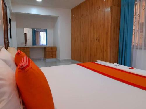3 Bedroom Apartment In Nyali With Pool/wi-fi