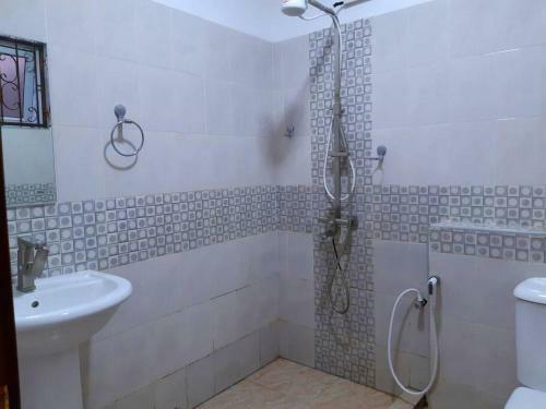3 Bedroom Apartment In Nyali With Pool/wi-fi