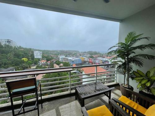 Apartamento Karon Hill Sea View Condo